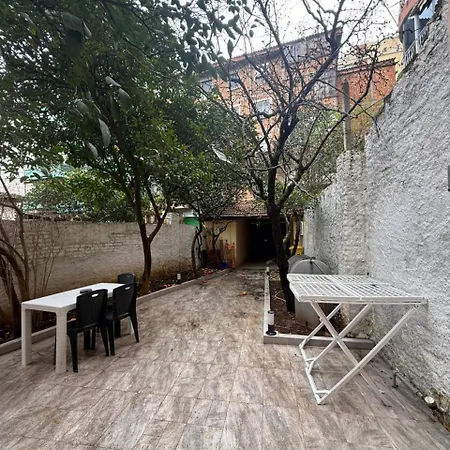 Hostel Limore